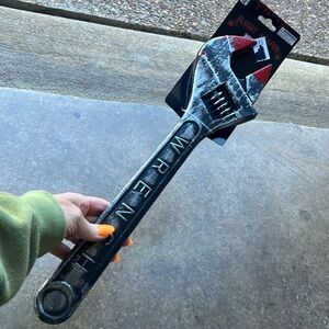 🧟🧟‍♀️🧟‍♂️ Plastic Large Silver Wrench Prop - Bloody Weapon for Halloween!